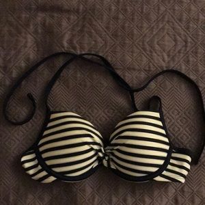 Brooke push-up bikini top